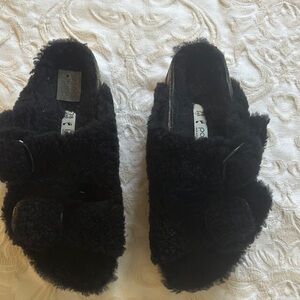 Papillio Black Sandals with Plush Texture